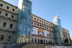 Fachada del Museo Reina Sofía