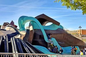 Toboganes en la cabeza de Gulliver
