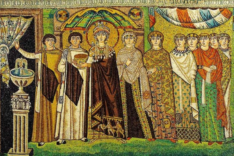 Mosaico de Teodora - Basílica de San Vitale, Italia (construido en el año 547). Wikimedia Commons.
