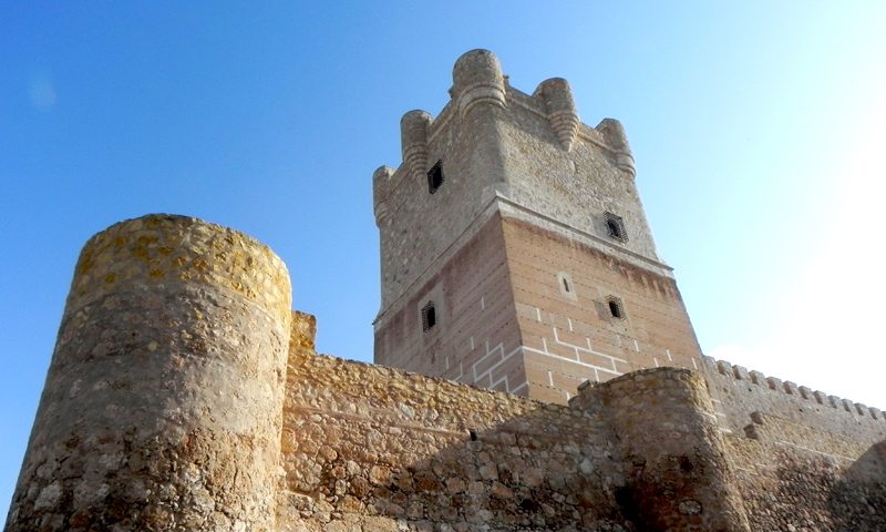 imagen de torre del homenaje, castillo de la atalaya, Villena, Alicante