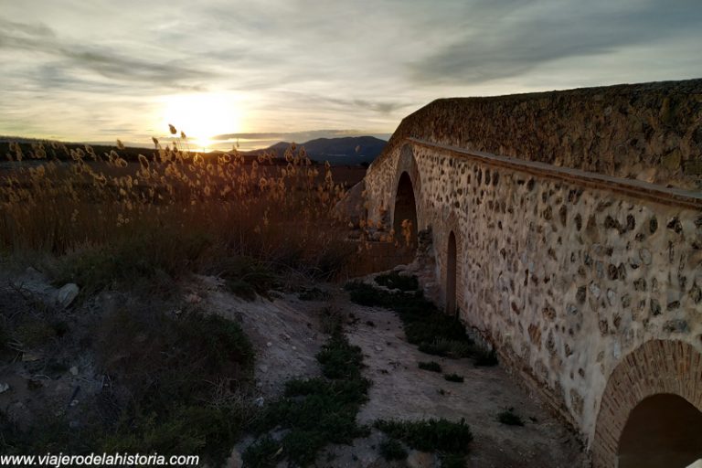 imagen de el Puente de los Espejos, Villena, Alicante